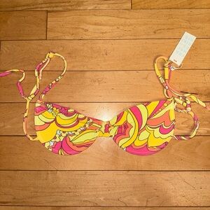 Frankie’s Bikinis top, brand new with tags !